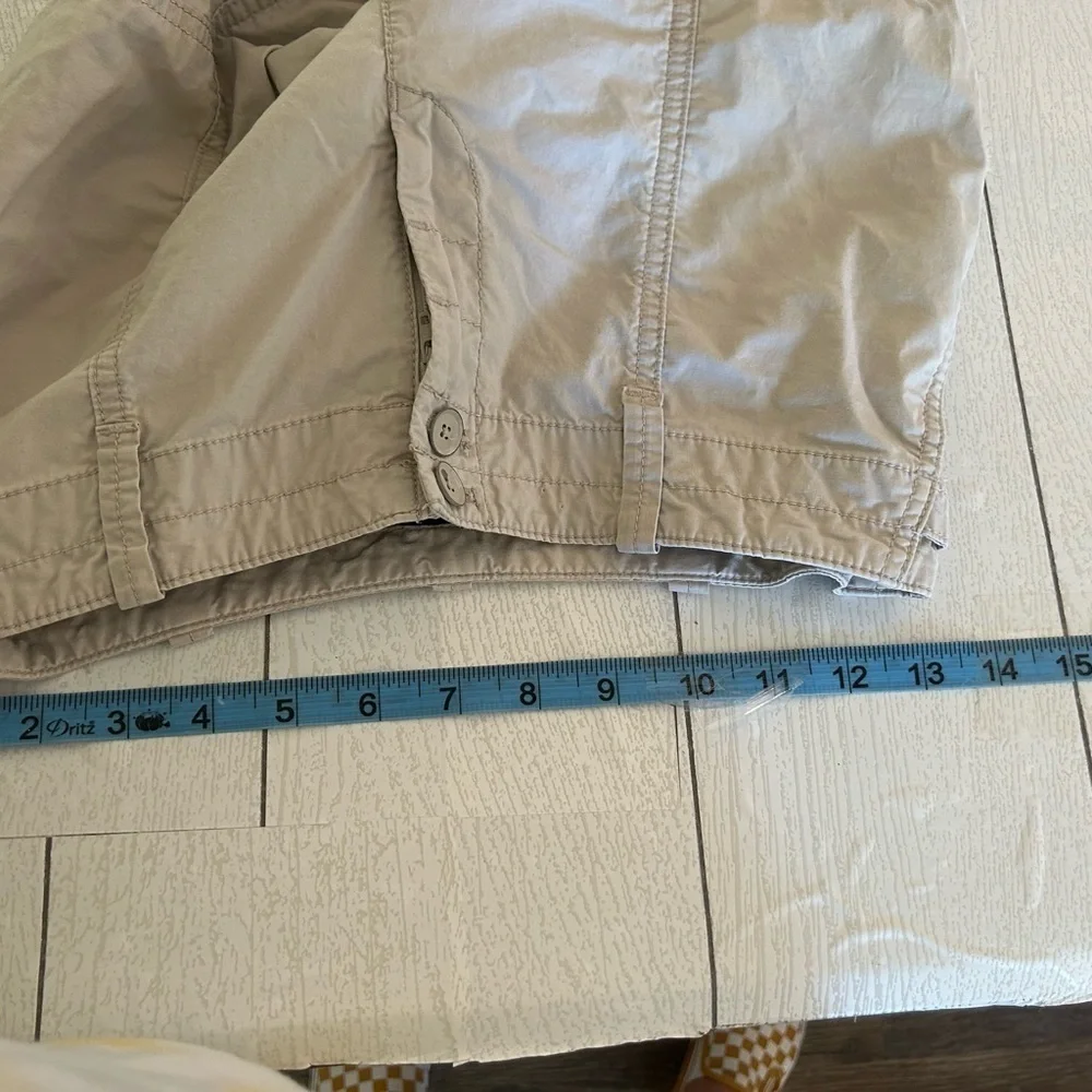 Talbots ladies signature size 2P khaki, cargo cropped bottoms